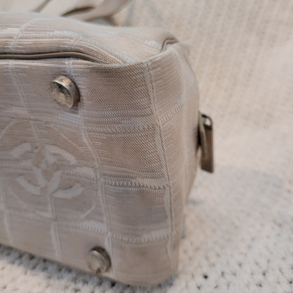 **HOST PICK ** Authentic Chanel Travel Line Handbag in Beige - Picture 8 of 16